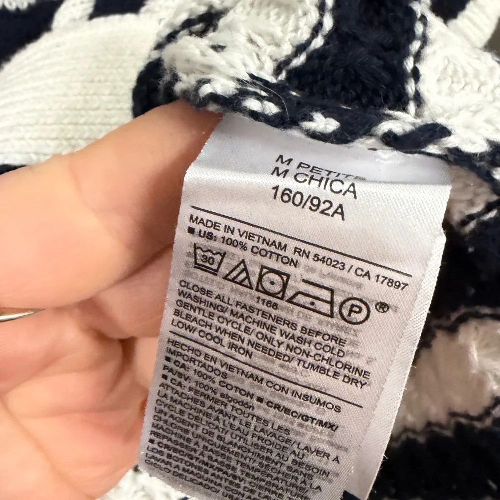 OldNavy Button-Down Crochet Sweater M / L - Picture 3 of 4